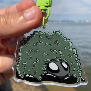 Hollow Knight Mosscreep Keychain