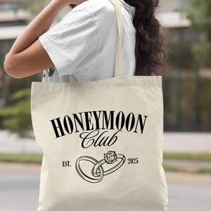 Custom Honeymoon Club Tote Bag, Honeymoon Tote Bag,Custom Honeymoon Gifts ,Honeymoon Travel Canvas Bag, Just Married Tote Bag, Newlywed Gift