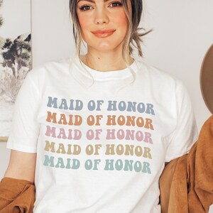 Maid of Honor Retro T-Shirt Fun 70s Bachelorette Party Gift for Maid of Honor Cute Wedding Shirt Tshirt Bridal MOH Hippy Crewneck shirt