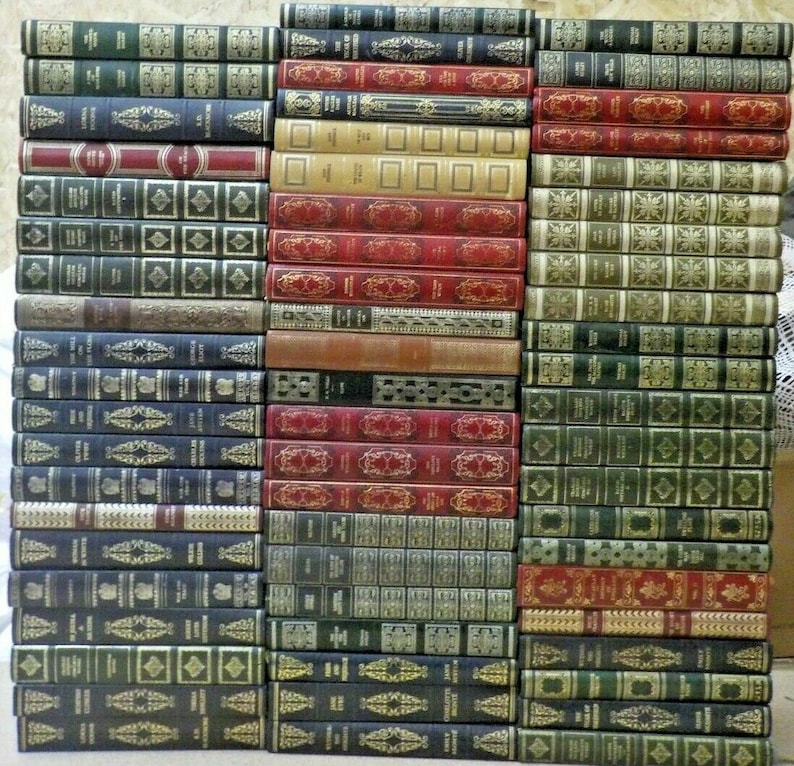 50 Heron Books Ideal For Decoration Interior Design 1970s image 2