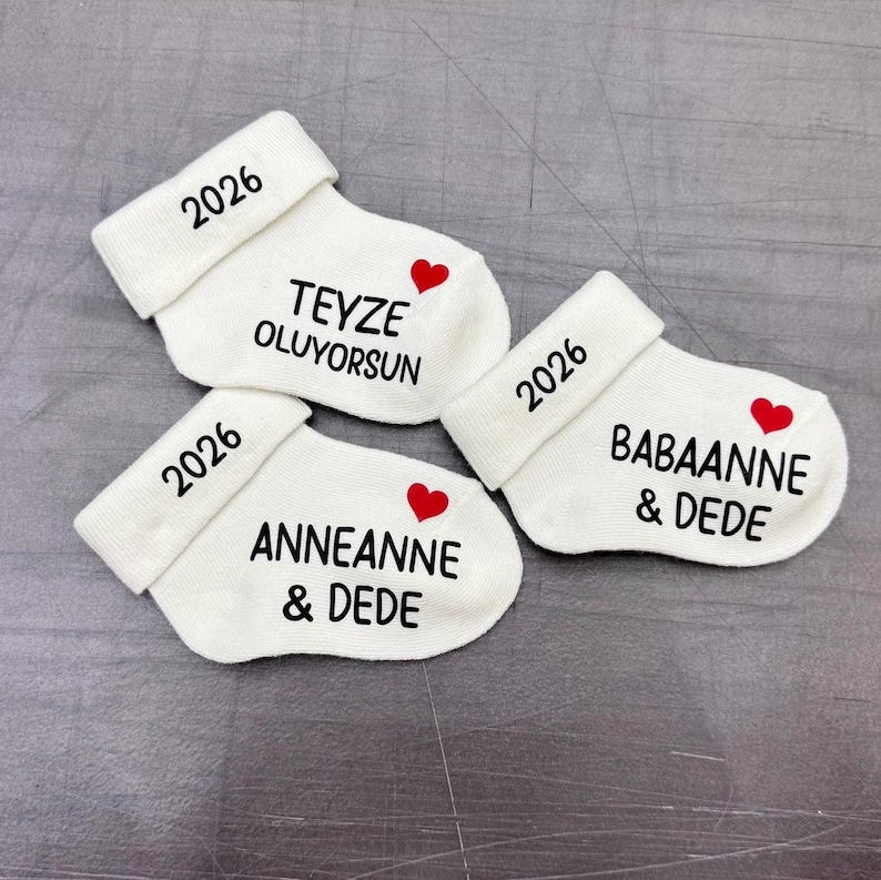Babysocke mit Geburtsjahr zur Schwangerschaftsverkündung oder Babybauchshooting deutsch/türkisch, onkeltobe, du wirst Opa, du wirst Oma Bild 5
