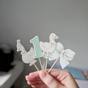 2 geese, Number 1 and bow