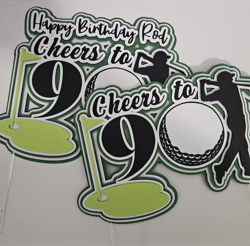 Golfnummer taarttopper | Gepersonaliseerde golf verjaardagstaarttopper | Hole-in-one feestdecoratie | Taarttopper met leeftijd op maat | Golfthemafeest afbeelding 1
