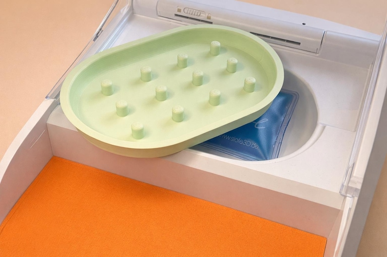 Flat feeding bowl (dishwasher safe) for combination with cooling pad for SureFeed® automatic feeders | 3D printed image 1