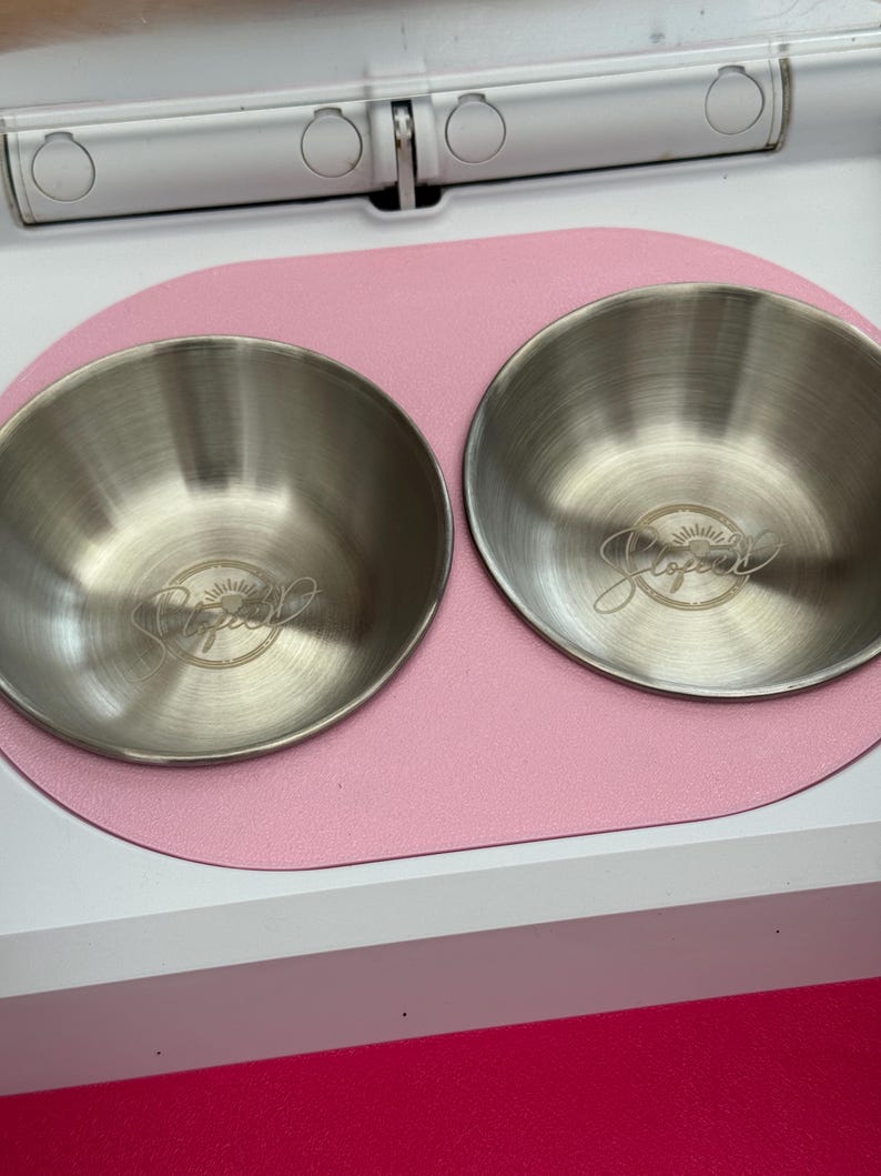 Adapter för 2 runda skålar i rostfritt stål för SureFeed® automatiska matare | 3D-utskriven bild 6