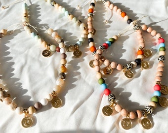 Personalized Dog Necklace / Pearl Necklace / Name Necklace / Natural Stones / Gift / Wooden Beads /