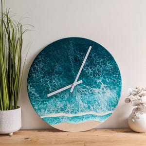BeachthemeAbstractEpoxyResinWallClockForHomeDecor