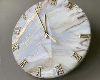 WhiteandGoldenAbstractEpoxyResinWallClockForHomeDecor