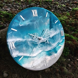 BeachBlueAbstractEpoxyResinWallClockForHomeDecor