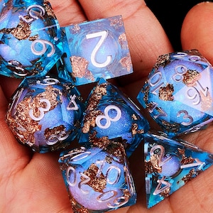 Unique Liquid Core DnD Dice Set for Role Playing Games – Unique Dungeons and Dragons Dice Set for Gifts, Resin Liquid Core D&D Dice Set