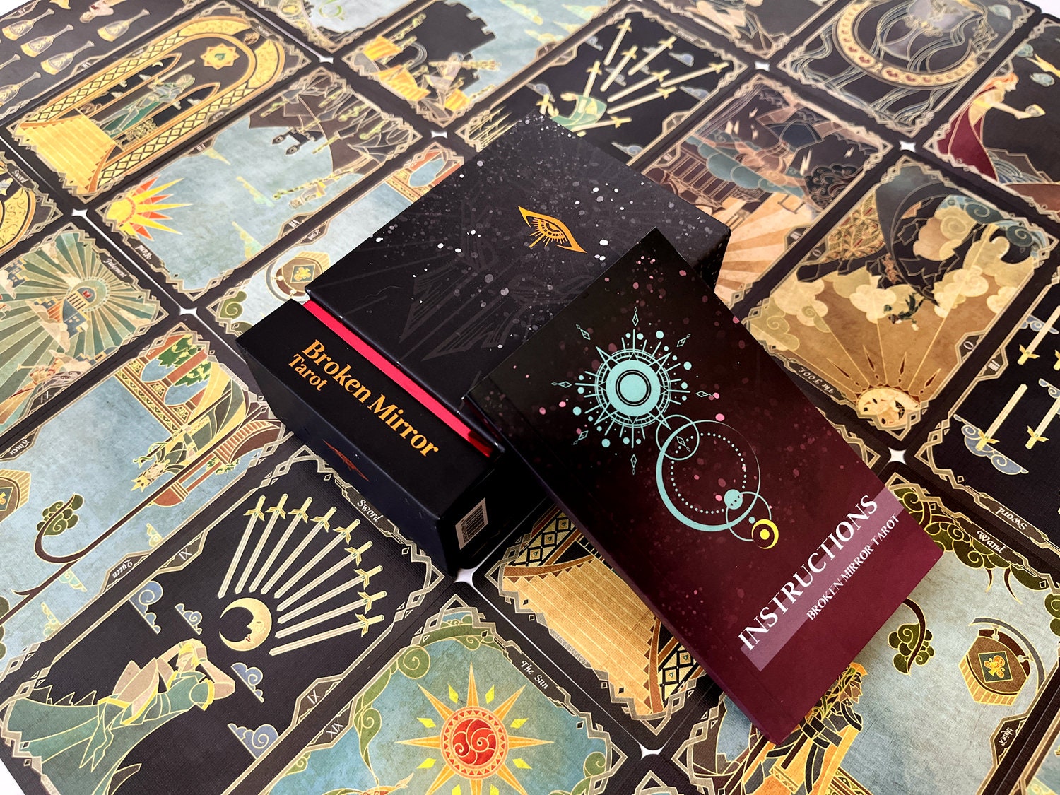 Broken Mirror Tarot Collector's Edition European