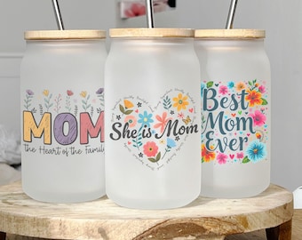 Personalized glass can Mother’s Day gift – iced coffee glass with bamboo lid & straw – unique custom gift for mom, smoothie cup
