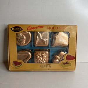 Vintage Mirro Copper-Tone Mold Set in Original Box