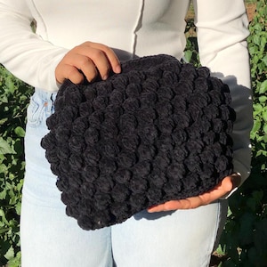 Crochet Black Velvet Pouch Bag, Winter Velvet Clutch Bag, Velvet Dumpling Clutch Bag