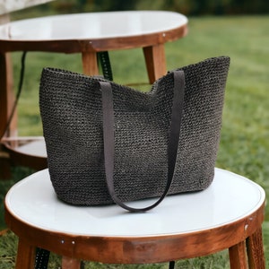 Sommer-Schwarz-Leder-Einkaufstasche für Frauen, Stroh-Strand-Schultertasche, gehäkelte gewebte große Bast-Einkaufstasche