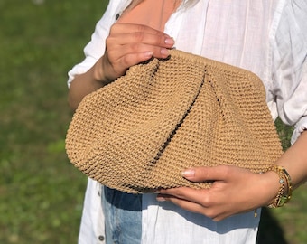 Pochette en raphia tricoté pour femme, sac à main nuage en paille d'été, pochette en raphia naturel