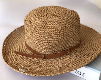 Handgefertigte Häkelarbeit Bast Hut in Leder-Accessoires, Stroh Fedora Hut, Gewebte Strand Hut, Sommerhut, Sommer Bast Hut, Raffia Hut gewebt