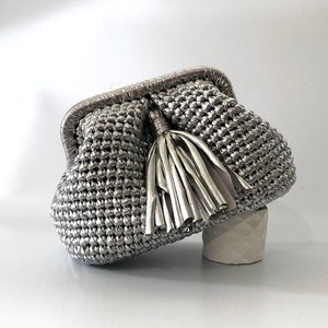Handgemachte silberne metallische Clutch-Beutel für Frauen, Abendtasche Clutch Bag, moderne Hochzeit Clutch Bag Bild 1