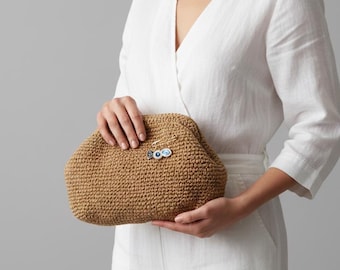Borsa a mano in rafia con spilla occhio di Allah all'uncinetto, borsa a mano in rafia beige da donna, borsa in paglia lavorata a maglia in rafia, borsa estiva in paglia