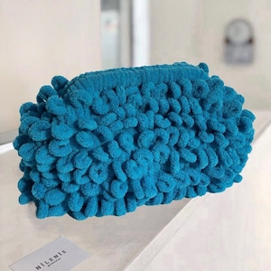Blue Cloud Purse for Women, Knitting Teddy Pouch Clutch Dumpling Bag, Winter Luxury Fluffy Wool Bag
