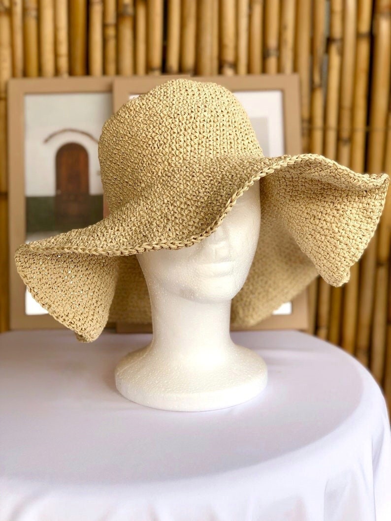 Handmade Crochet Raffia Floppy Hat: Vintage Woven Beach Sun  display picture 1