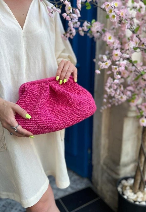 Small Raffia Fuchsia Pouch Clutch Bag for Women, Straw Small Raffia Fuchsia Pouch Clutch Bag for Women, Straw