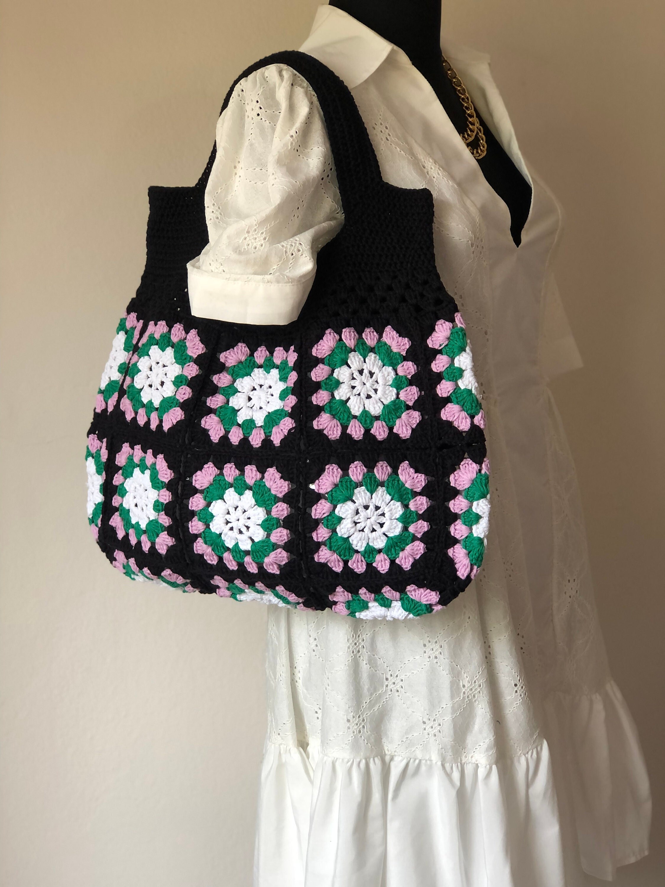 [ KIRSH ]★TERRY SQUARE GRAPHIC SHOULDER BAG Patchwork Granny Square Shoulder Bag – Lakhay-Retail