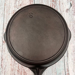 8 Dot Cast Iron Skillet - Number 8 - Extremely Rare