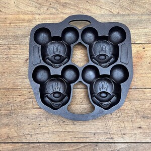 Vintage Lodge Cast Iron Mickey Baking Pan Ready to Use