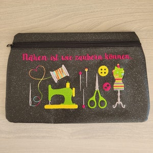 Bag with zipper made of black faux leather Sewing is like knowing how to do magic image 1