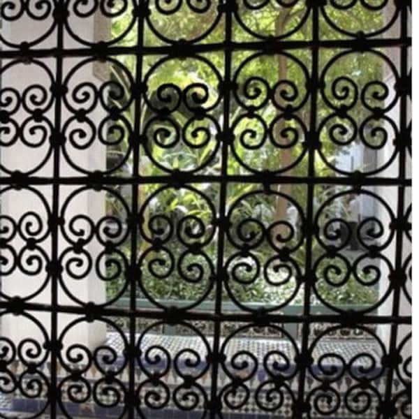 SUR COMMANDE, Grille décorative marocaine en fer forgé 120x100cm _ Grille de séparation _ Brise-vue - Nous contacter/Réalisations sur-mesure