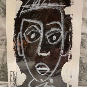 Dipinto su pagina di libro e collage di "ritratto" originale. Pezzo unico fatto a mano.