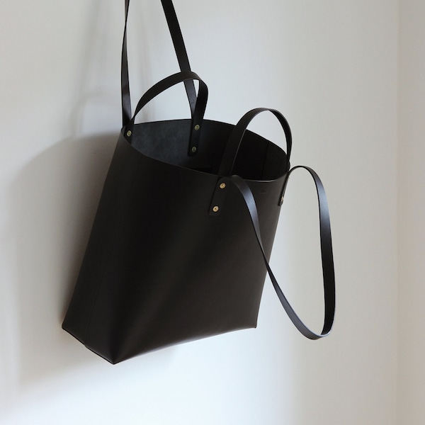 black leather shopper | hand-sewn | sustainable leather tote bag