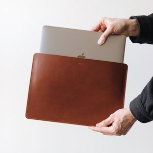 Custodia per MacBook | Custodia in pelle MacBook | Custodia per MacBook | custodia minimalista per MacBook | 13", 14", 15", 16"| marrone
