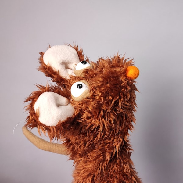 Rusty mouse muppet style puppet | hand puppet | cute rat | speech therapy assistant