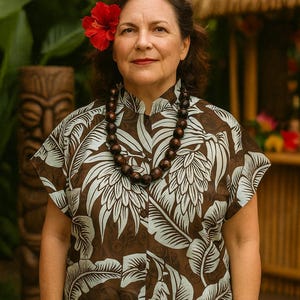 Hawaiian Tea Timer Top Womens Size Medium, 100% Cotton, Tapa and Banana print, Tiki Pin Up Top