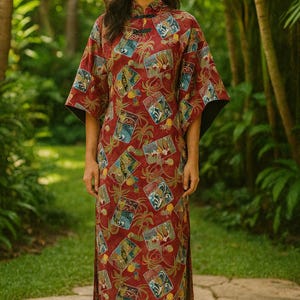 Hermoso vestido hawaiano Pake Muu con estampado de lugares de surf hawaianos, vestido Tiki con alas de murciélago para mujer, talla grande (busto 42), cierre de rana asiática.