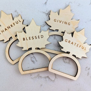 Thanksgiving Decor Napkin Rings, Custom Wood Table Décor, Rustic Fall Place Tag, Fall Table Decor, Friendsgiving Napkin Rings