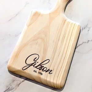 Engraved Wooden Cheese Board, Custom Cutting Board with Handle, Charcuterie Board, Serving Tray, Wedding Gift, Engagement Gift, Engraved Git
