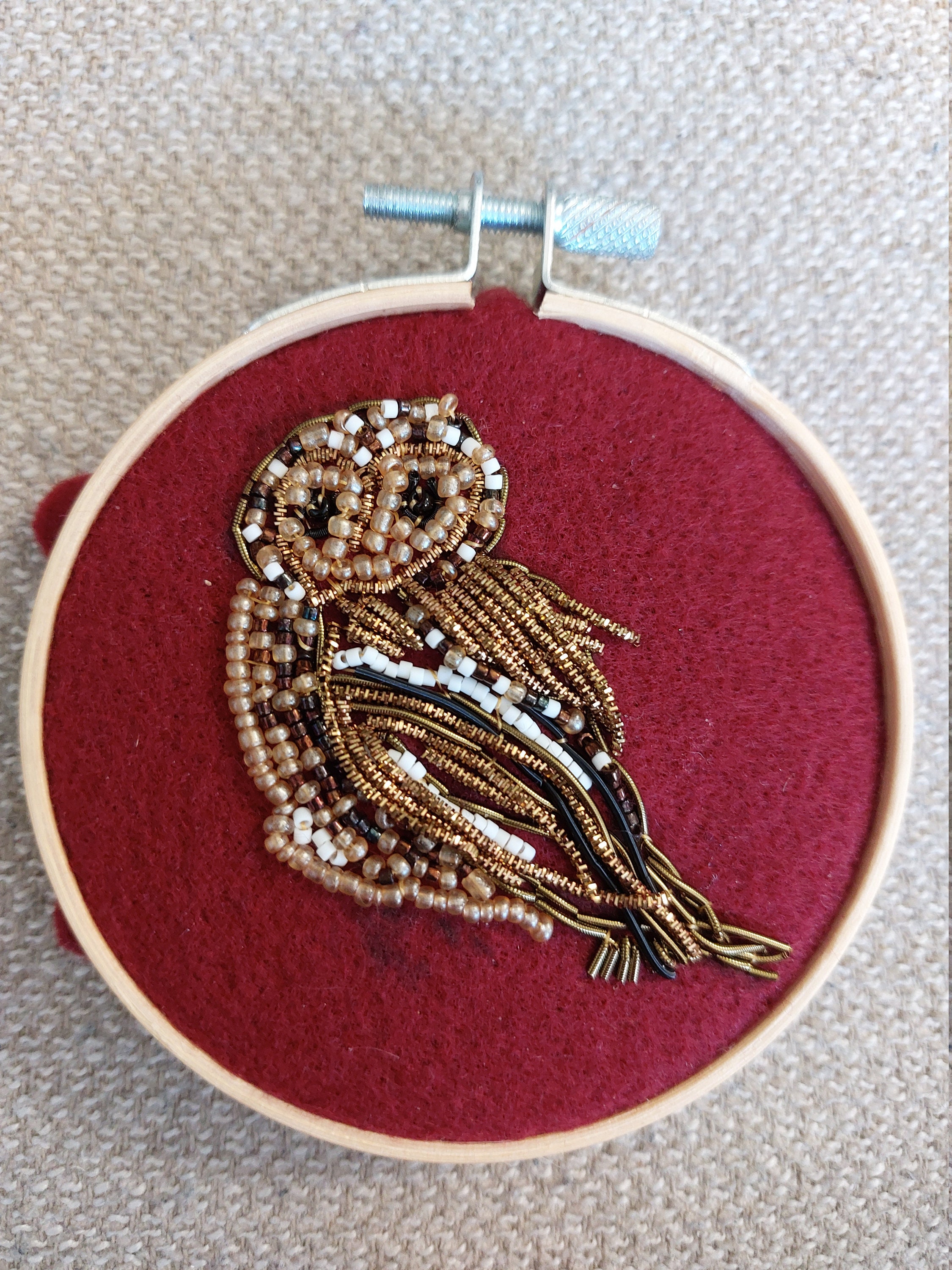 Chouette en Perle et Broderie