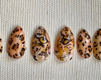 Leopard print Press On Nails