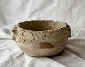 Handmade Wabi-Sabi Decorative Bowl: Organic Texture