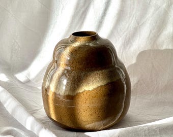 Handcrafted Green Ribbed Vase,unique vase,home decor,housewarming gift