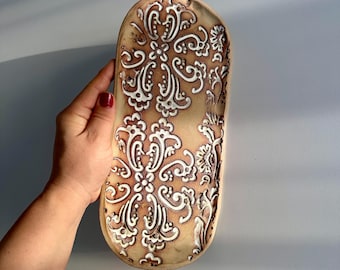 Patterned Oval Serving Plate: White & Clay Decorative Dish