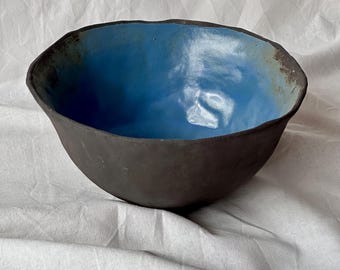 Handmade Black Ceramic Bowl with Blue Glaze. Modern Fruit Bowl, Artisan Centerpiece, Unique Pottery Gift