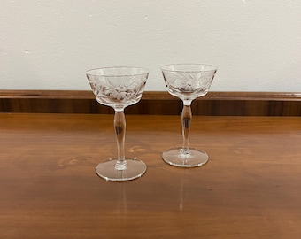 Set of 2 Vintage Etched Floral 2 oz. Aperitif or Cordial Glasses