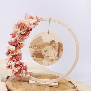 Hochzeitsgeschenk Holzscheibe mit Gravur: Zuhause ist nicht nur ein Ort, es ist ein wundervolles Gefühl