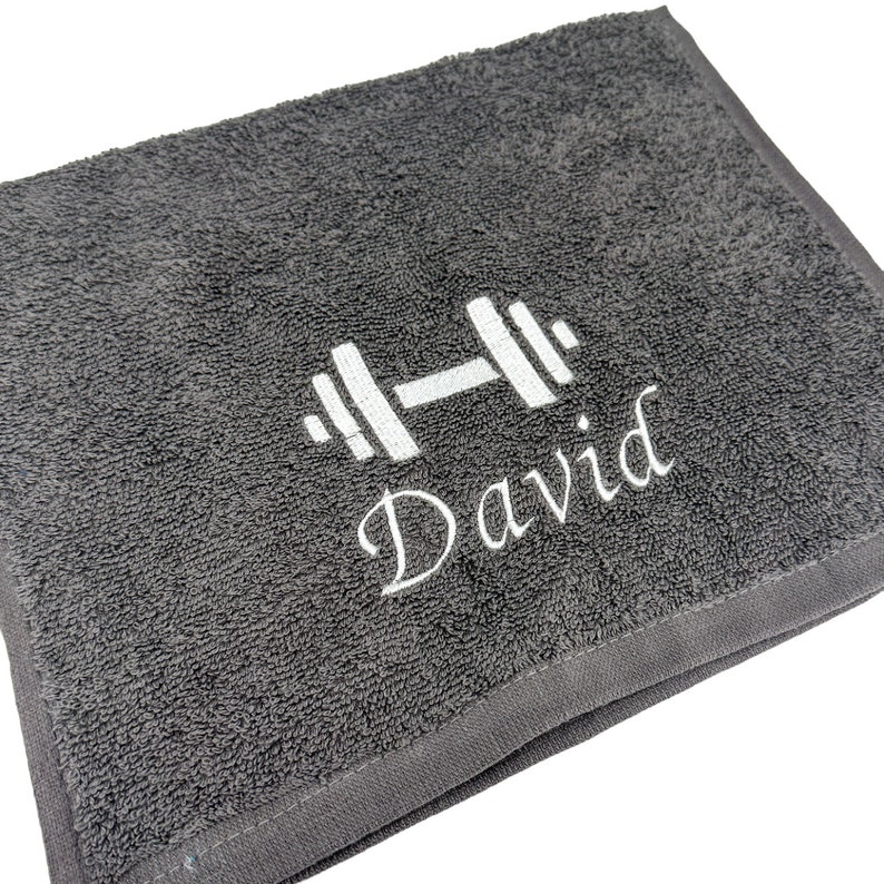 Serviette de sport personnalisée avec nom ou texte brodé, serviettes brodées personnalisées, essuie-mains, serviettes de bain image 1