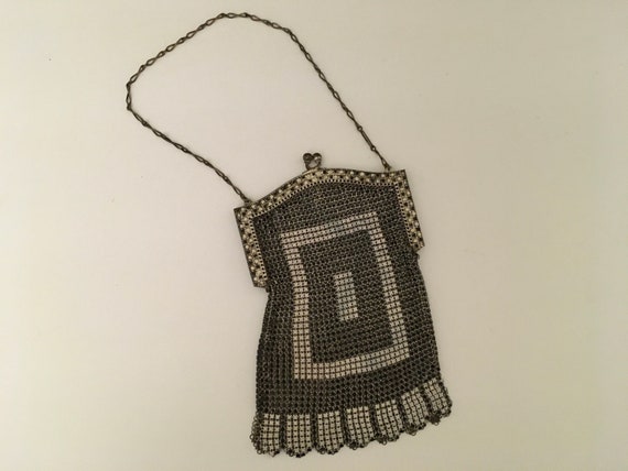 Whiting and Davis Flapper mesh purse signed Art N… - image 1