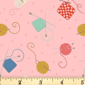 SALE Lewis & Irene Small Things Crafts Knitting and Crochet on Pink YSM33.2